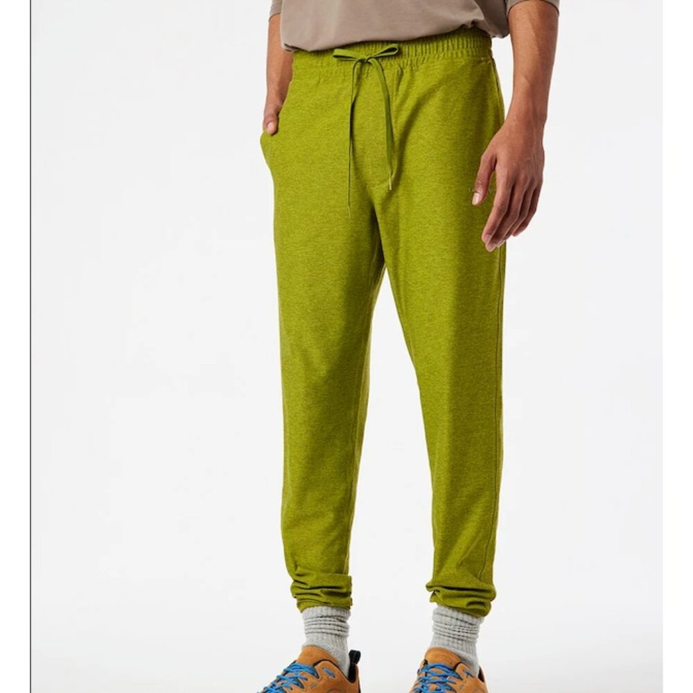 Outdoor Voices Men's Sunday Sweatpant in Mossy
